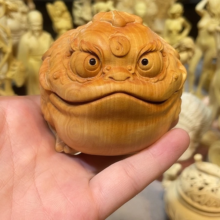 黄杨木大号三足金蟾