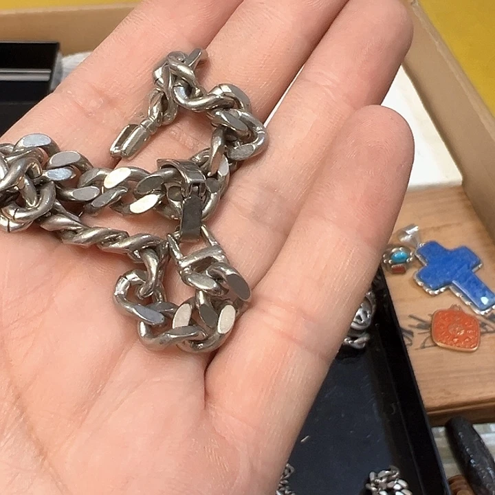 名仁中古欢迎大家孙*琼