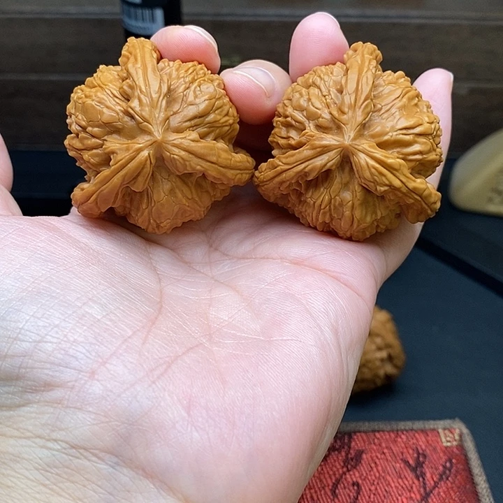 沐***沐把件文玩核桃白奔