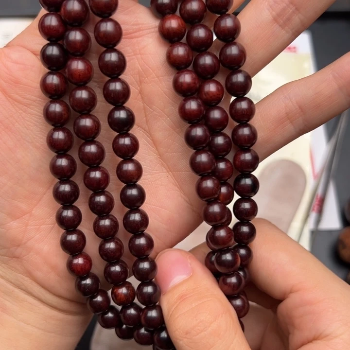 藤类海南红降超一档0.8*108满黑金芝麻点玉化料