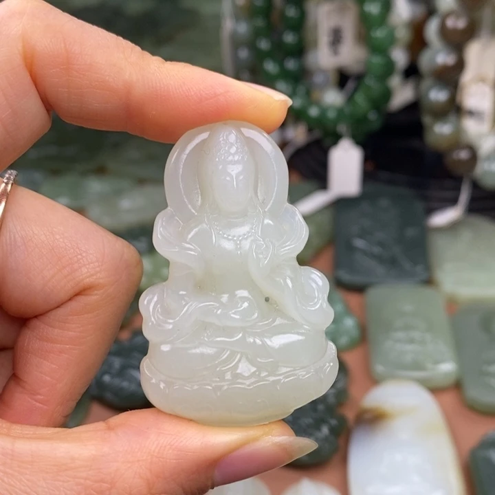 和田玉未镶嵌颈饰