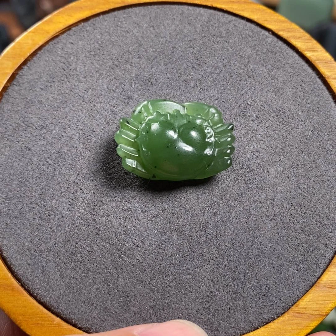 和田玉小螃蟹未镶嵌