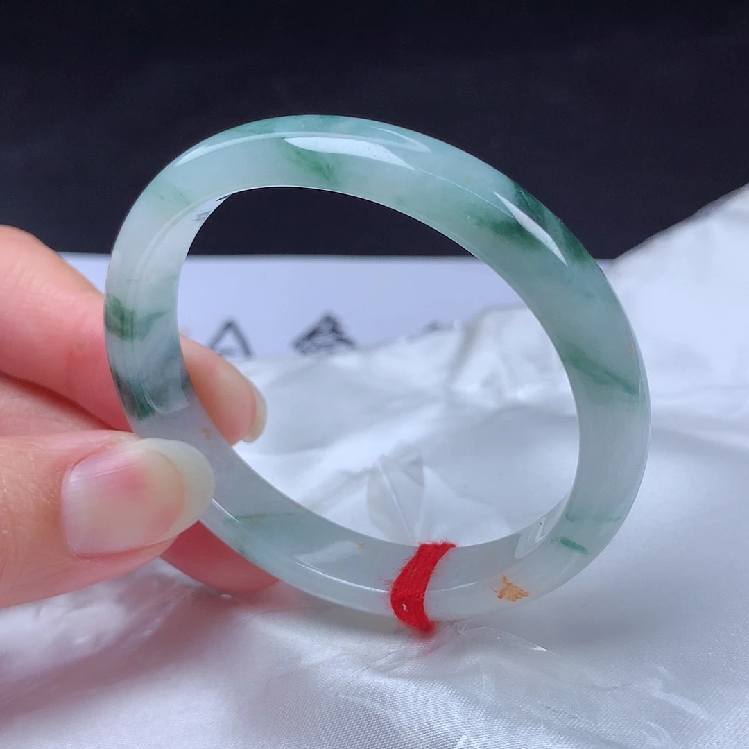 翡翠未镶嵌手镯54贵妃t19701