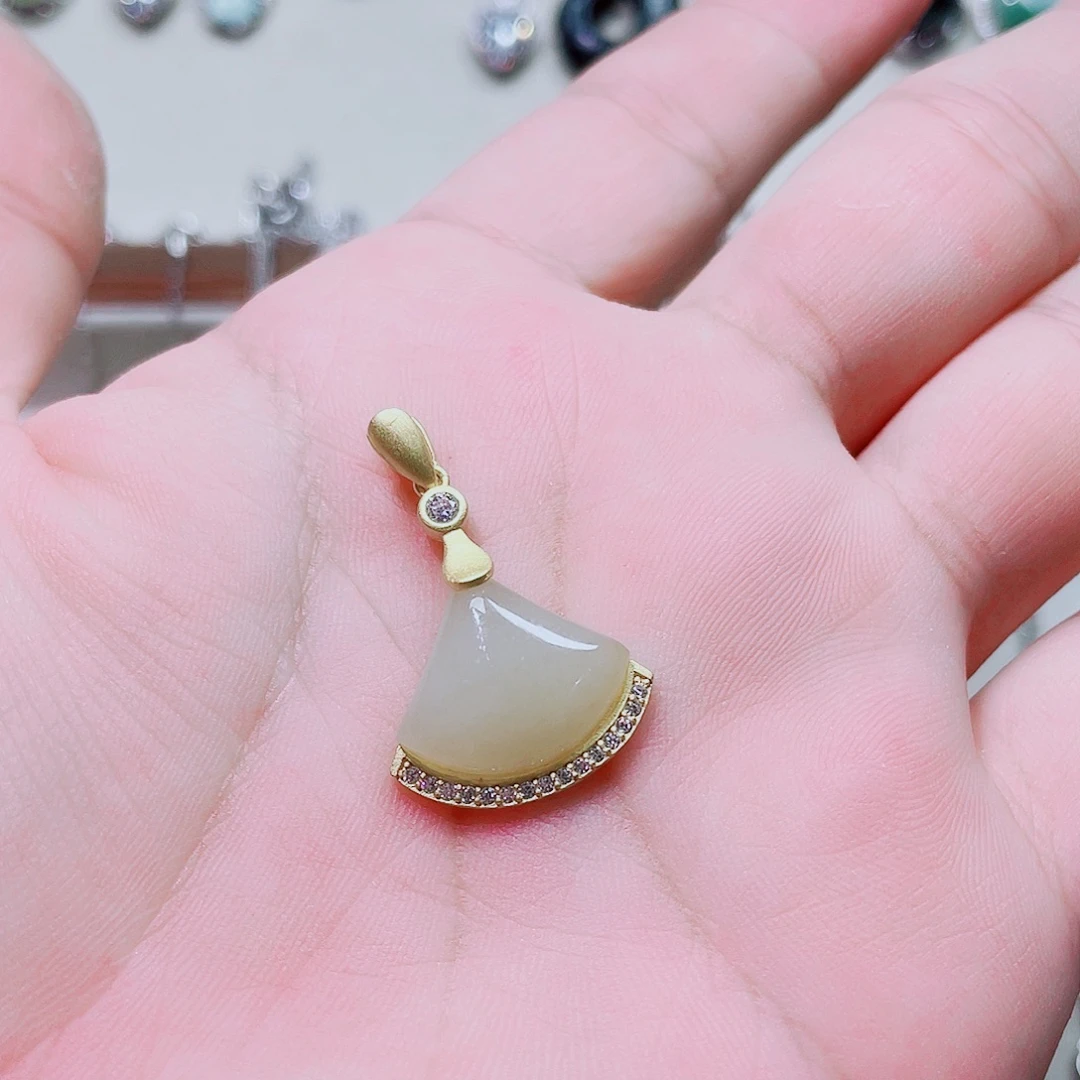 吊坠925银锆石裙子