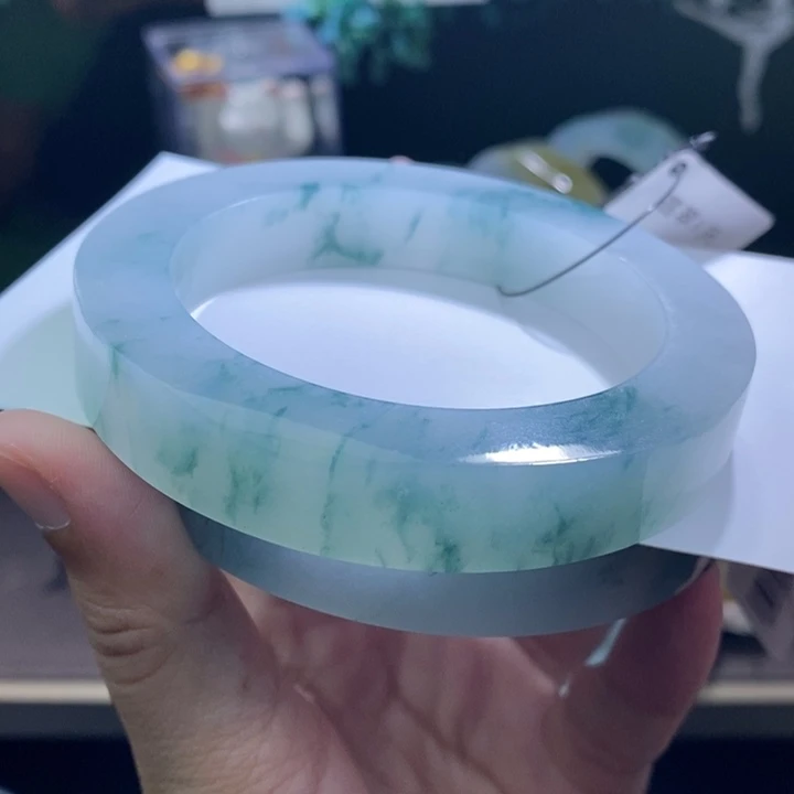 未镶嵌翡翠定制翡翠