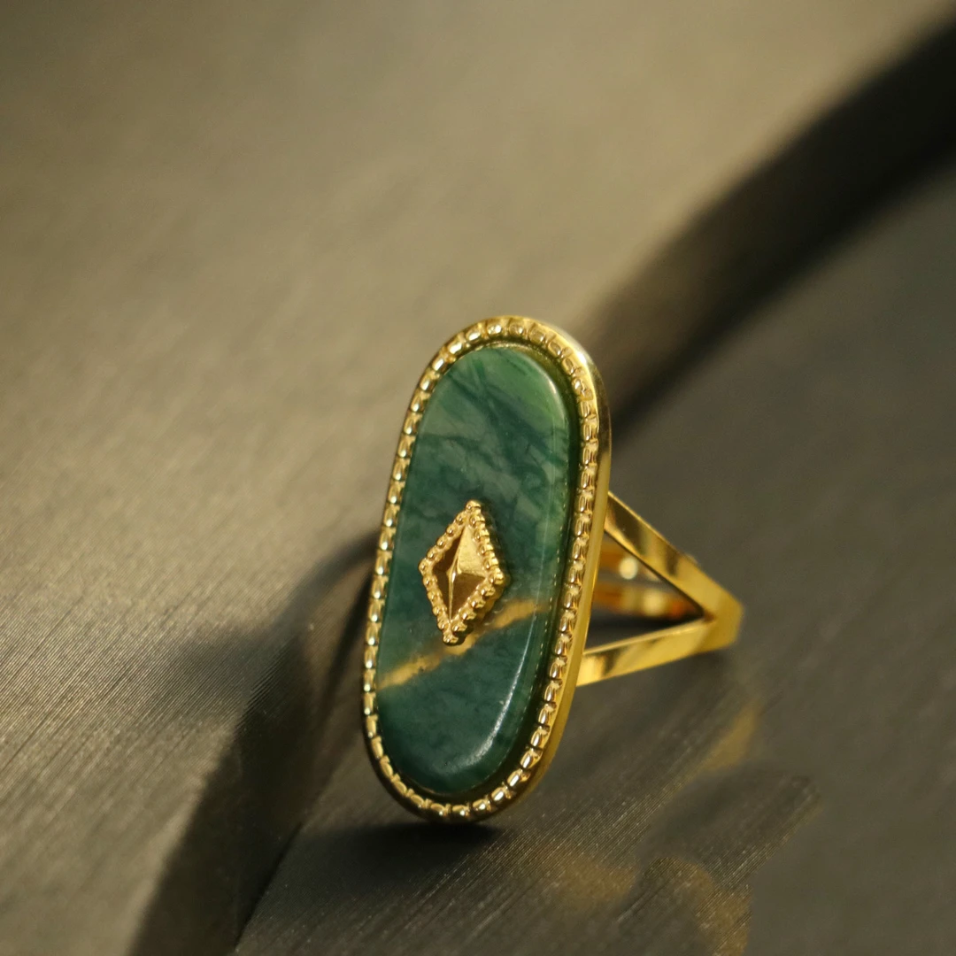 钛钢琉璃戒指 欧美风高颜值个性款绿色椭圆开口戒指C91