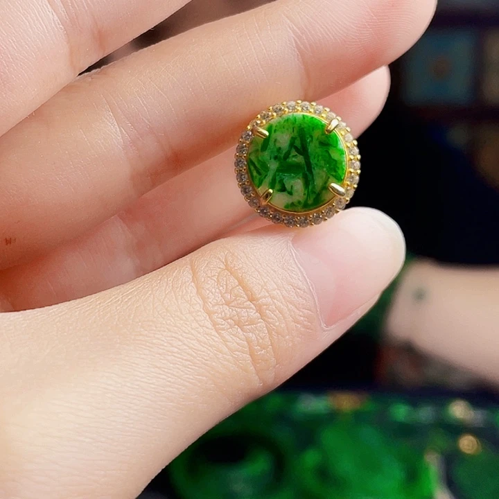 翡翠银S925镶嵌颈饰多样性