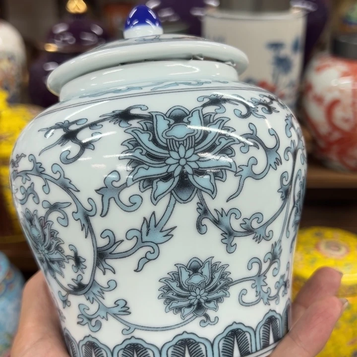 高端陶瓷茶叶密封罐