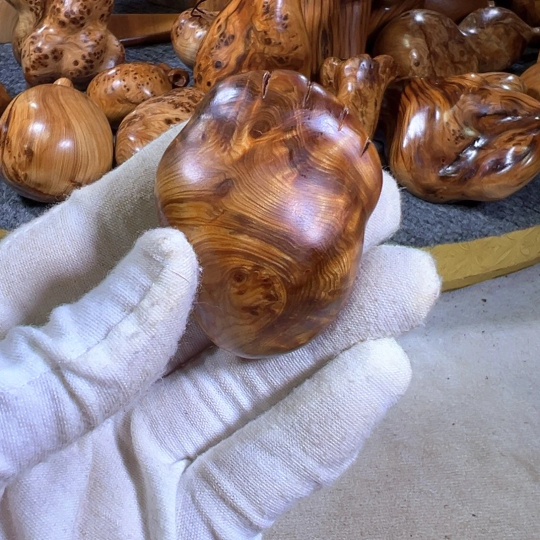 狼***柏木随行摆件手把件