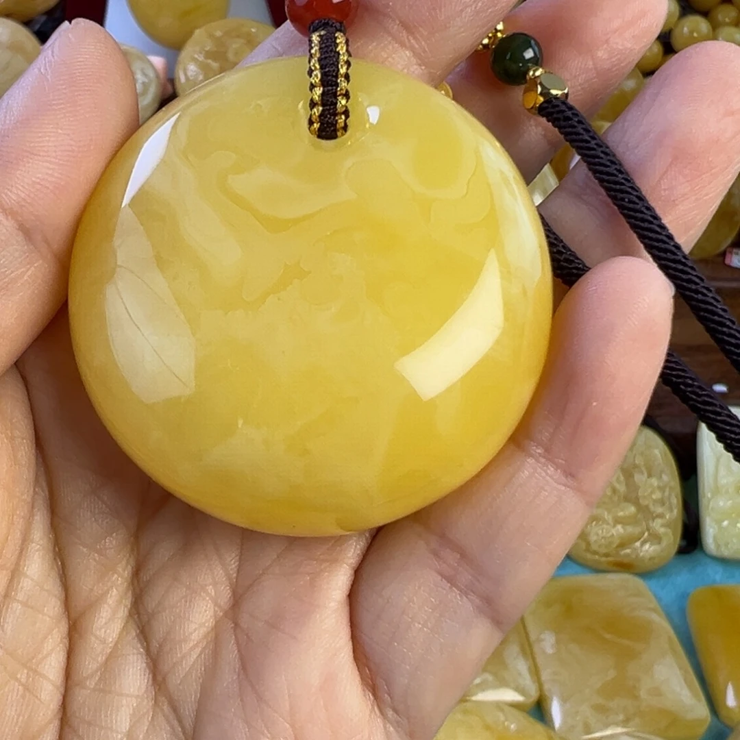 蜜蜡吊坠(赠链)未镶嵌