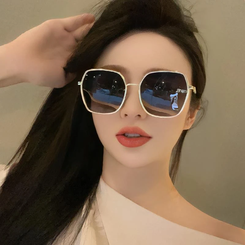 2025新款墨镜女生款时尚白框太阳眼镜女士防紫外线防晒近视带度数