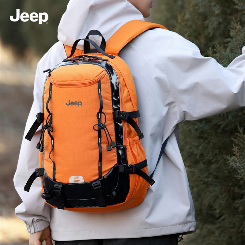 JEEP吉普男士双肩多功能户外运动包双肩背包运动包休闲风轻便背包