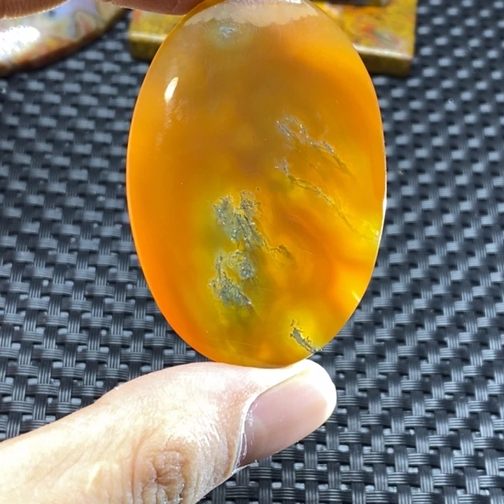 玛瑙/玉髓颈饰未镶嵌境*