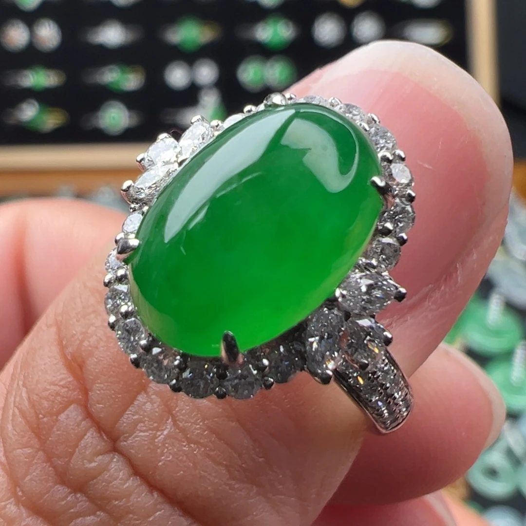 翡翠18K金镶嵌戒指蛋面11.8