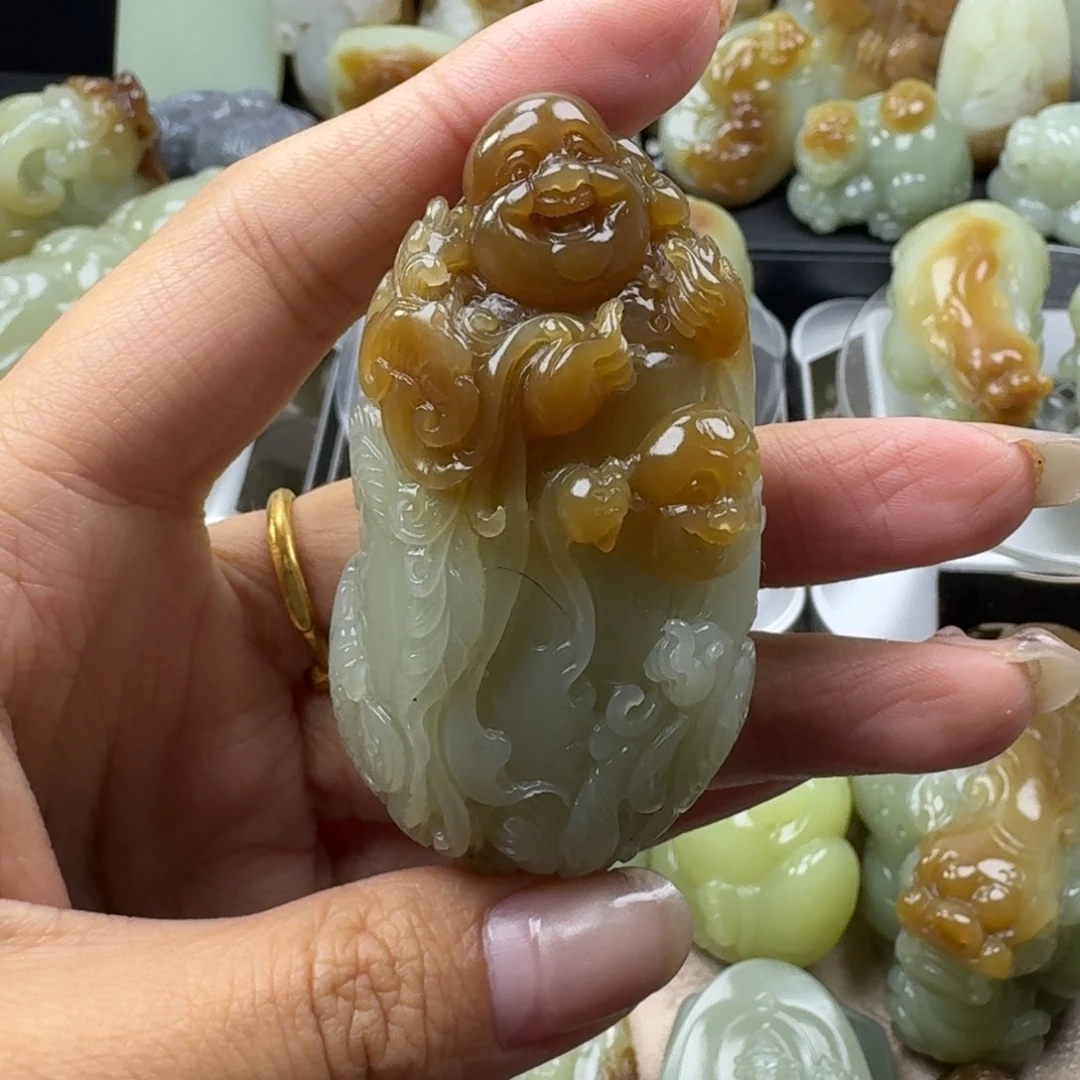 和田玉未镶嵌挂件