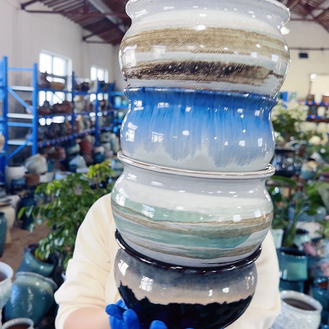 紫砂花盆高12.13口18.19。微瑕