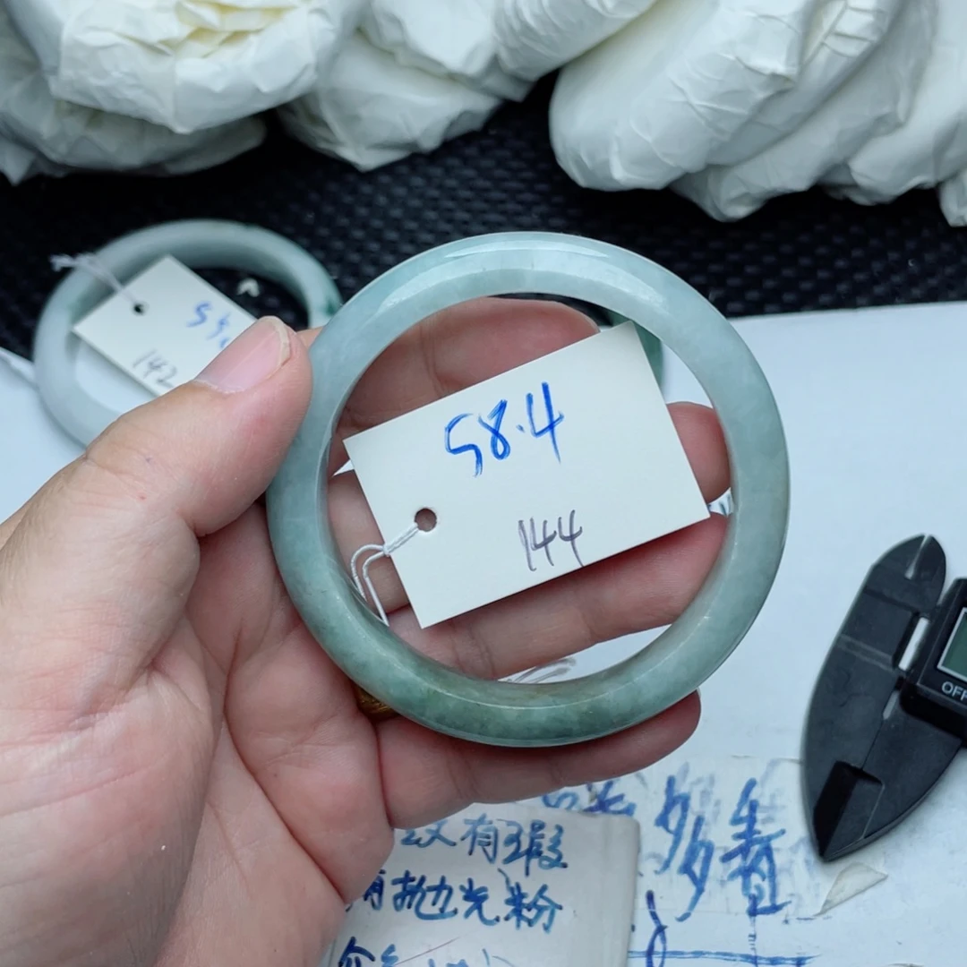未镶嵌手镯翡翠翡翠手镯144