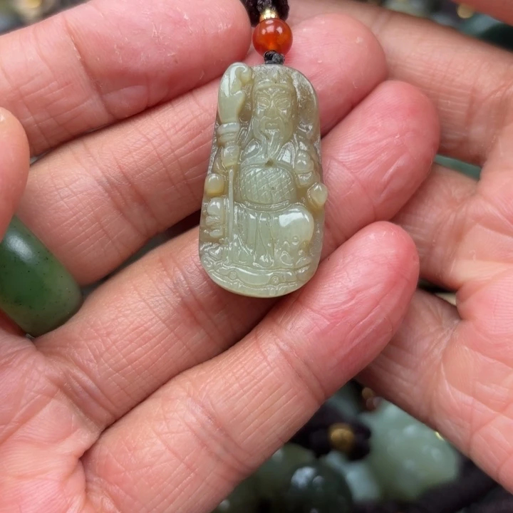 和田玉吊坠未镶嵌