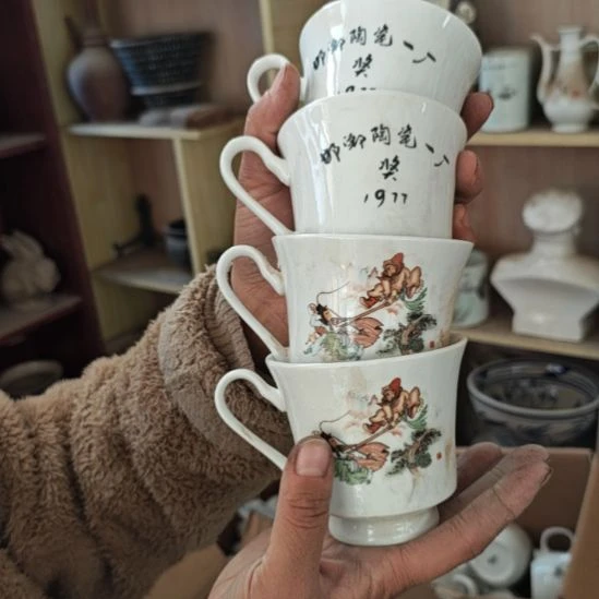 库存瓷片三打白骨精四个有瑕疵