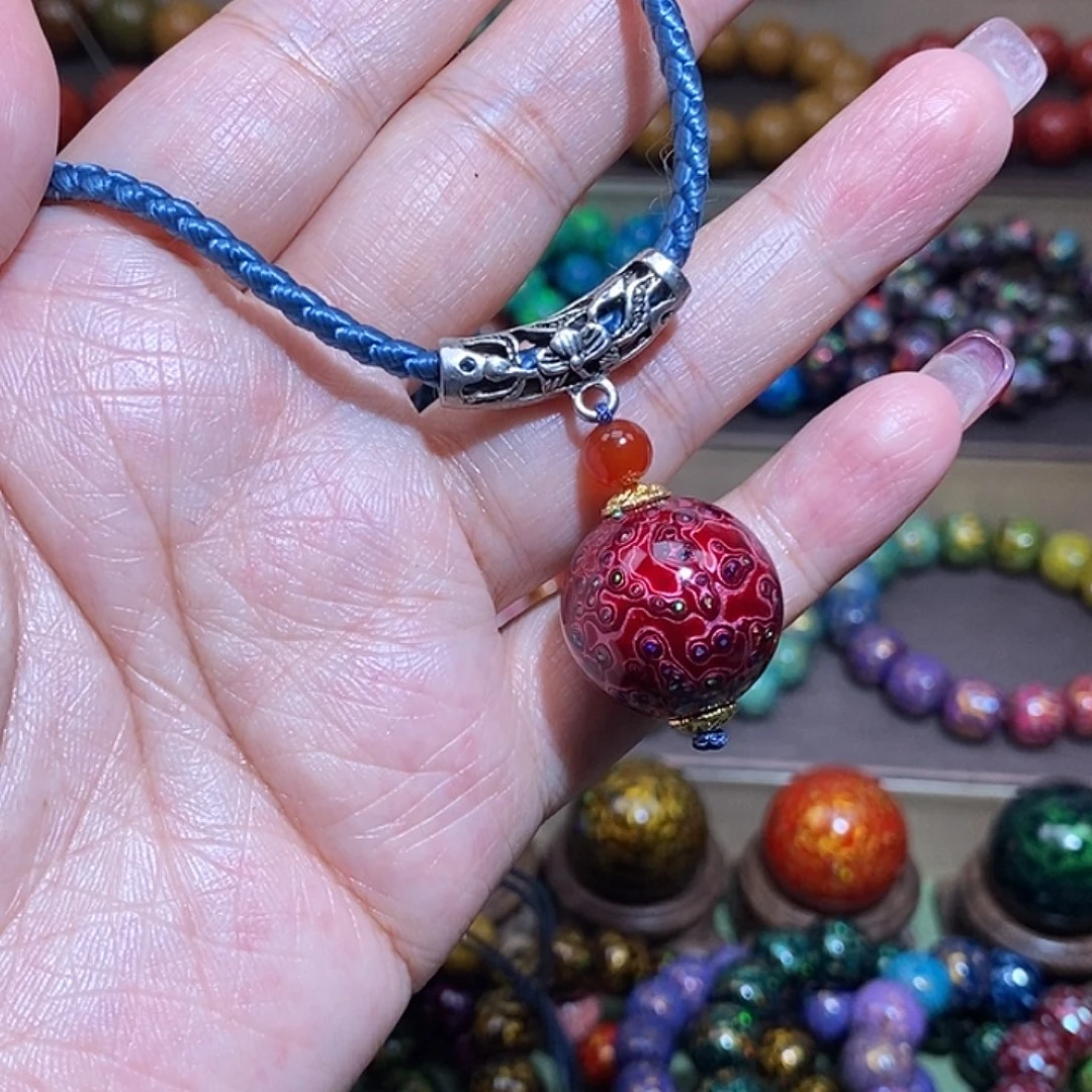 大漆珠2.0极光红锁骨链