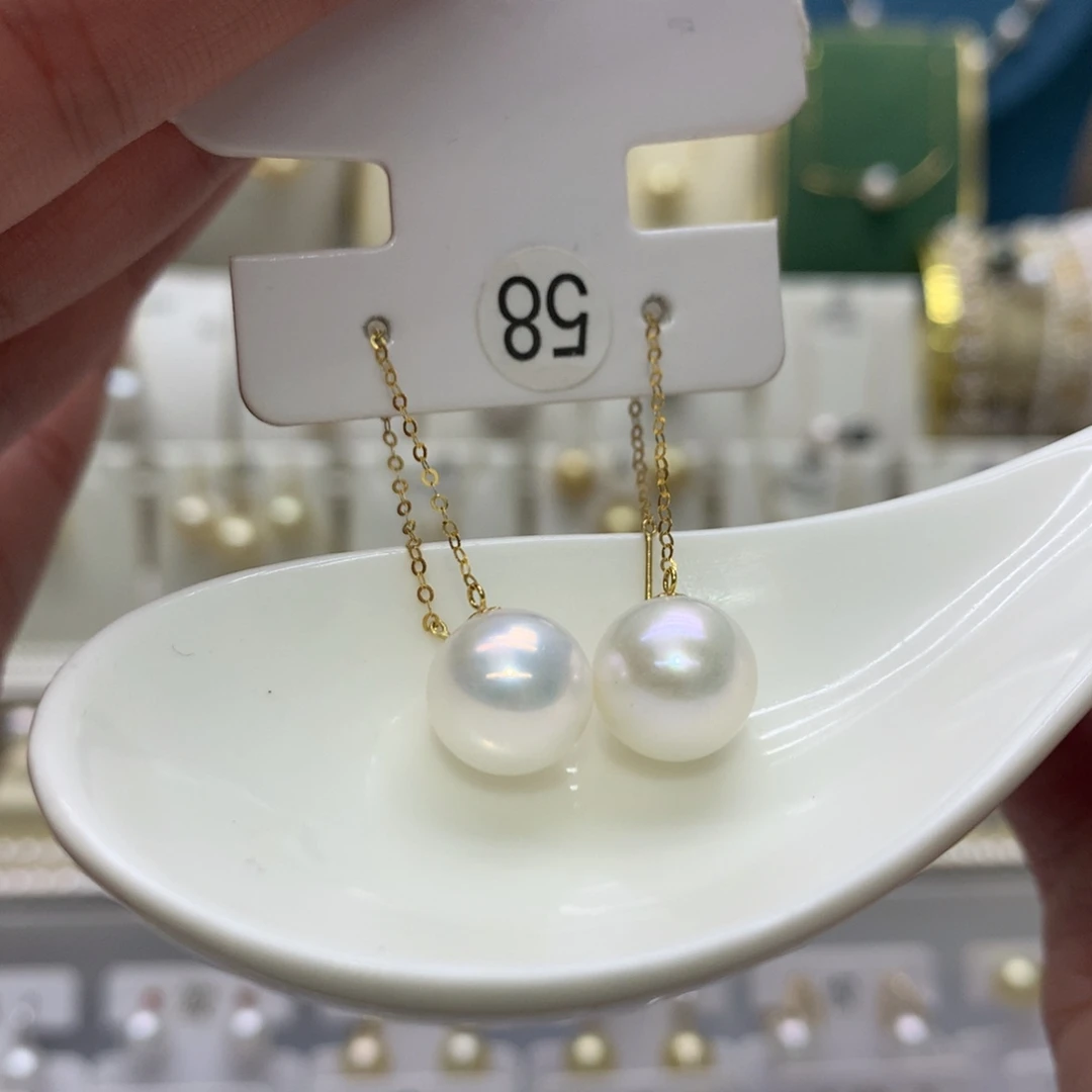 淡水珍珠18K金镶嵌耳饰