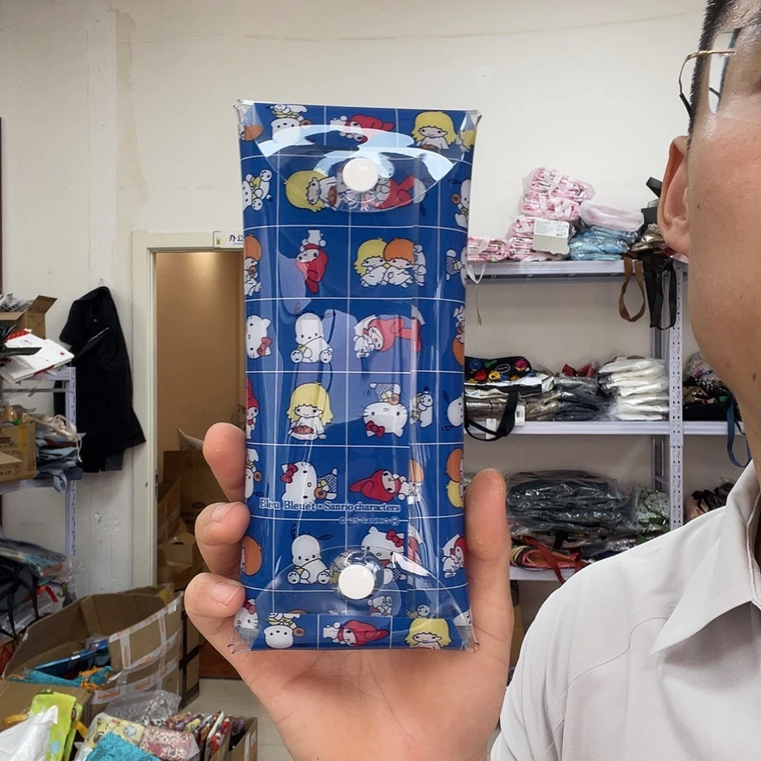 PU化妆包等各种产品的