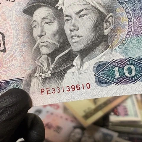 凤*白钻微瑕福利款33139610福利款