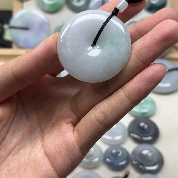 翡翠未镶嵌颈饰天然翡翠Ａ货