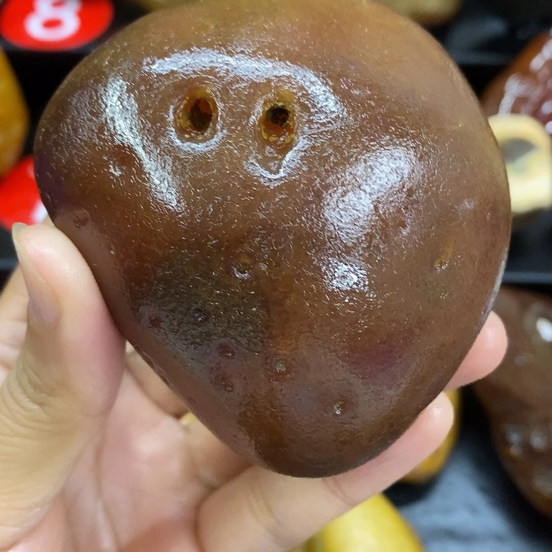 玛瑙/玉髓未镶嵌珠宝奇石