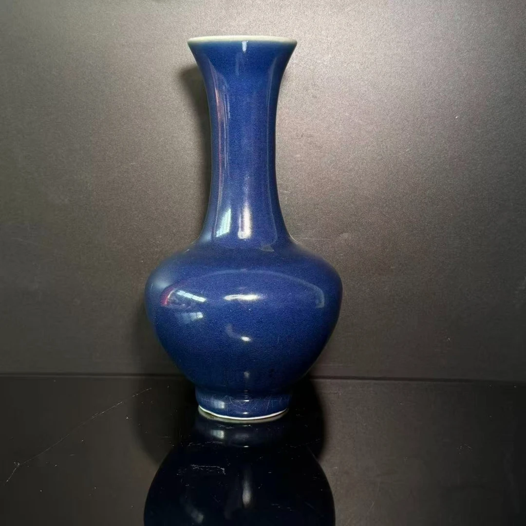 Lot40-蓝釉净瓶大明成化年制款高20cm瓶口5.5cm-DZ11190035001060