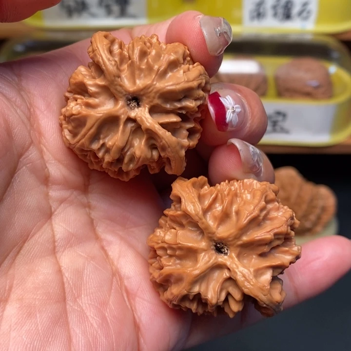 吊坠文玩核桃37苹果园