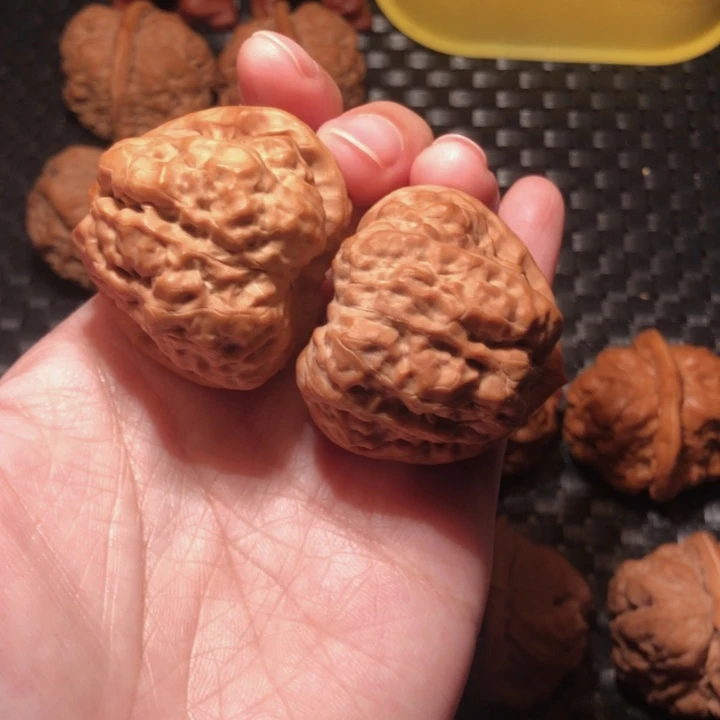 兜***儿文玩核桃把件蛤蟆