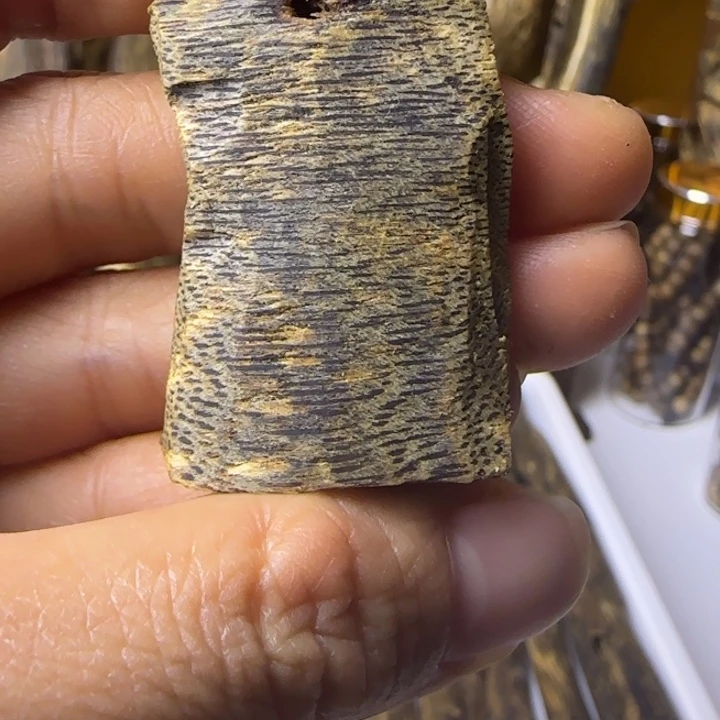 沉香沉香碎屑原材料块料