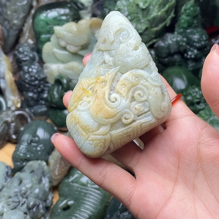 未镶嵌和田玉挂件