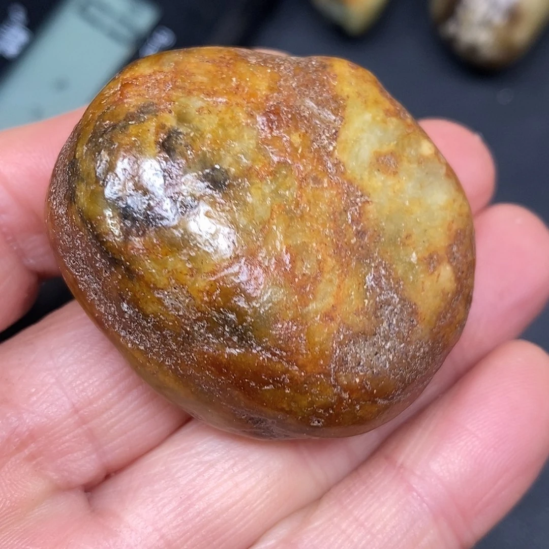 和田玉未镶嵌珠宝奇石