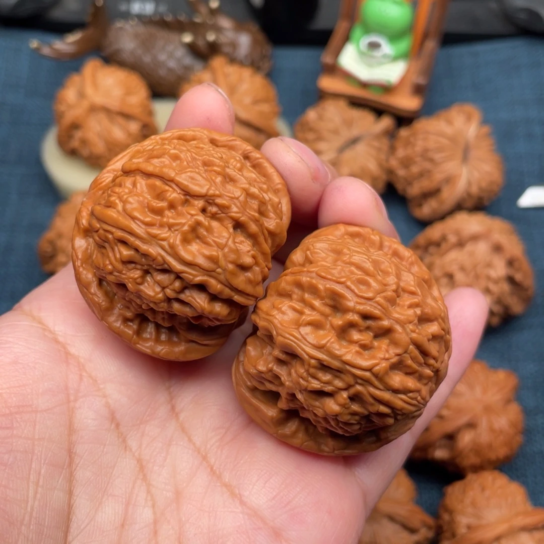 迷***惑文玩核桃把件43毕业球白全品