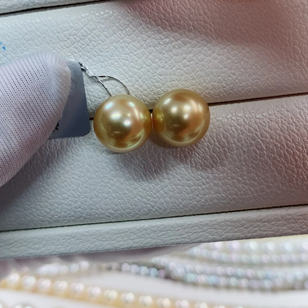 18K金镶嵌耳饰海水珍珠10-11