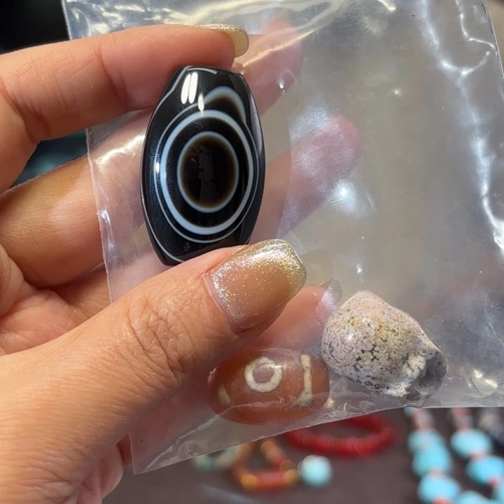 玛瑙/玉髓颈饰未镶嵌玛瑙