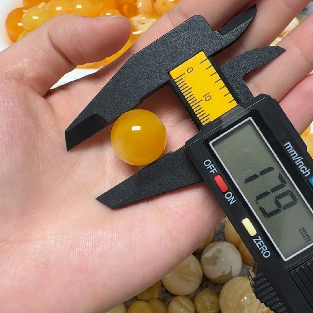 琥珀未镶嵌裸石蜜蜡圆珠