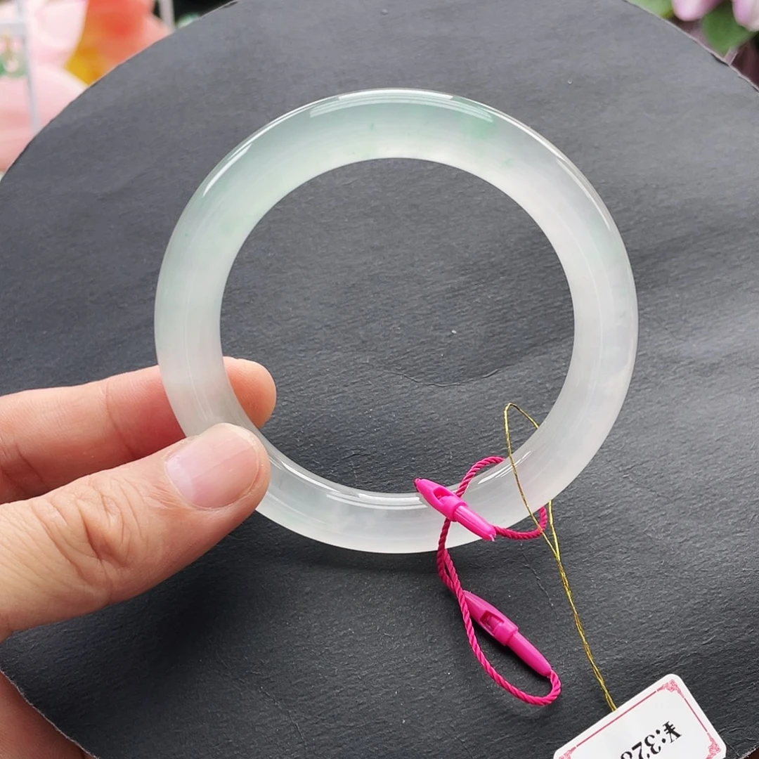 石英质玉手镯未镶嵌58.5