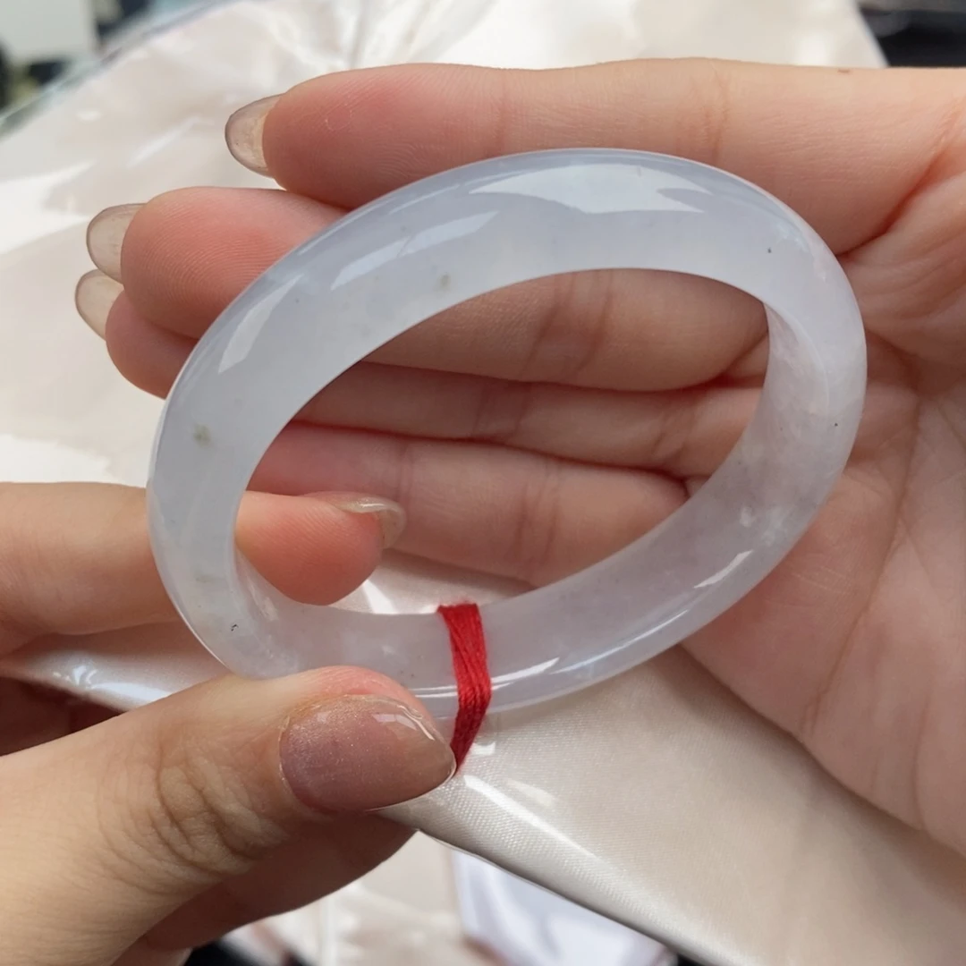 【闪购商品】翡翠手镯未镶嵌4号贵妃