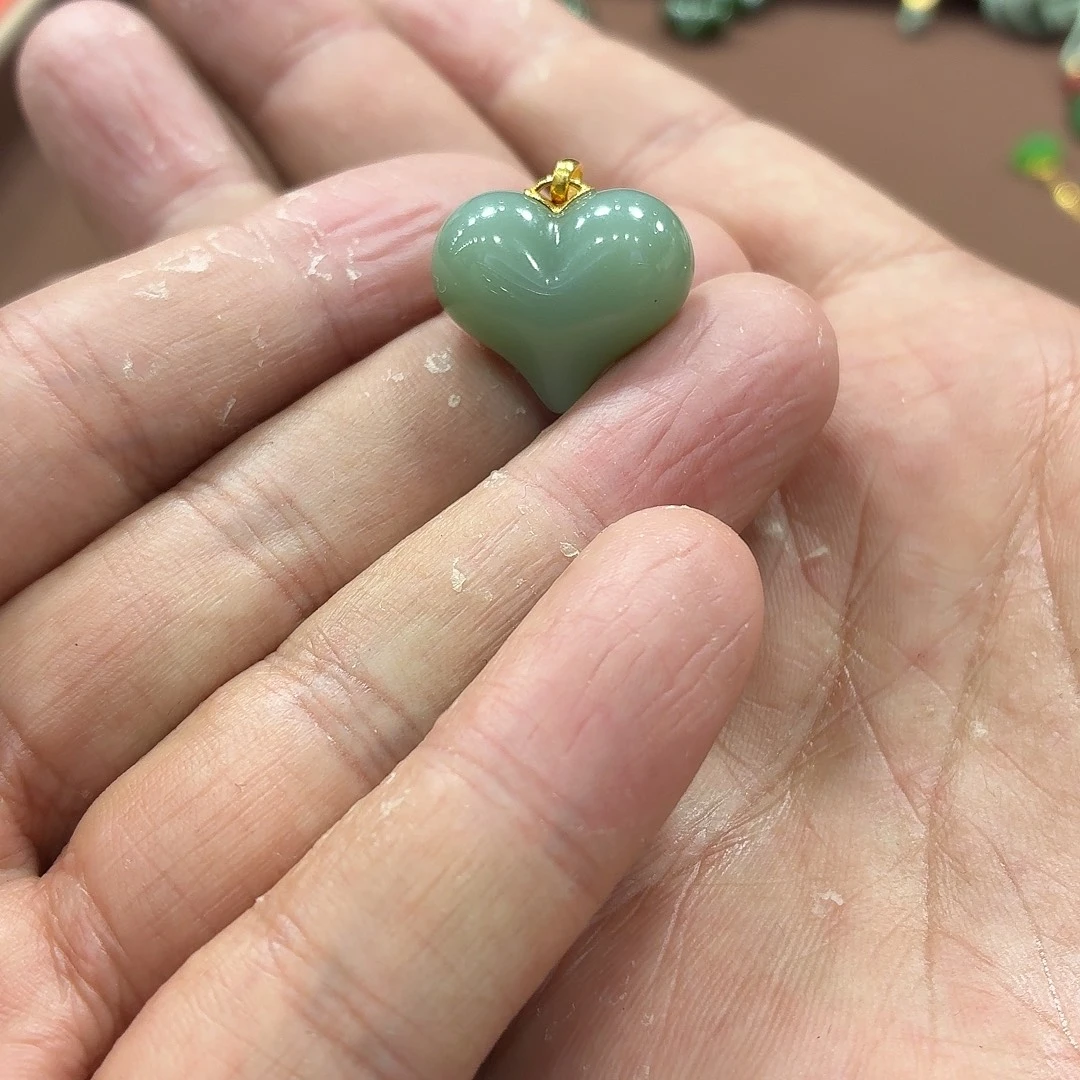 和田玉18K金镶嵌颈饰