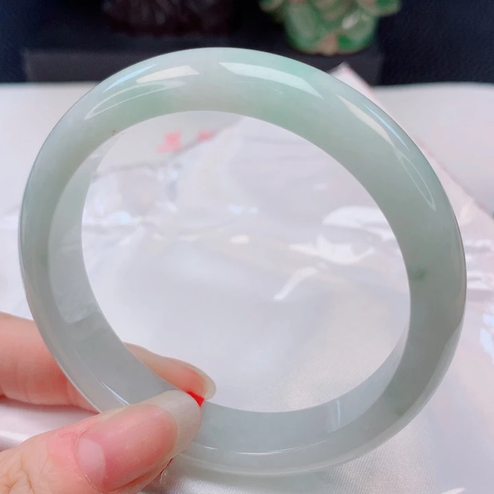 未镶嵌手镯翡翠57圈