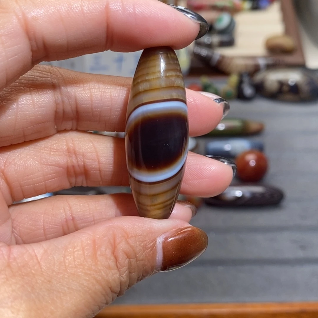 T***s玛瑙/玉髓合金手链