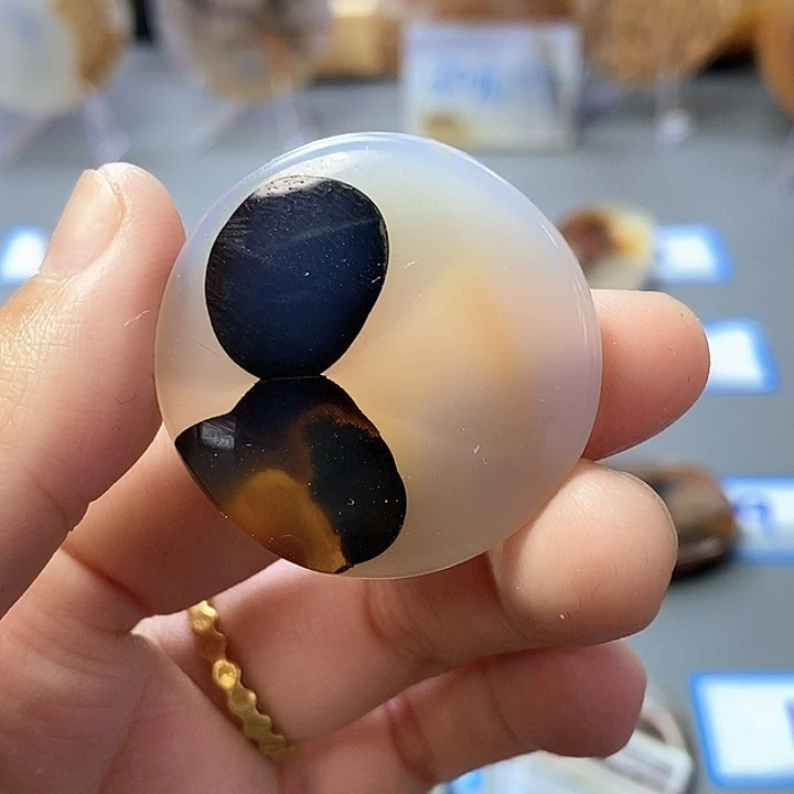 玛瑙/玉髓未镶嵌珠宝半成品