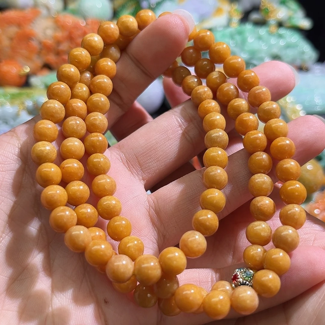 翡翠未镶嵌颈饰待编织