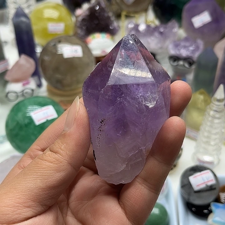 水晶珠宝半成品未镶嵌137克紫水晶原石