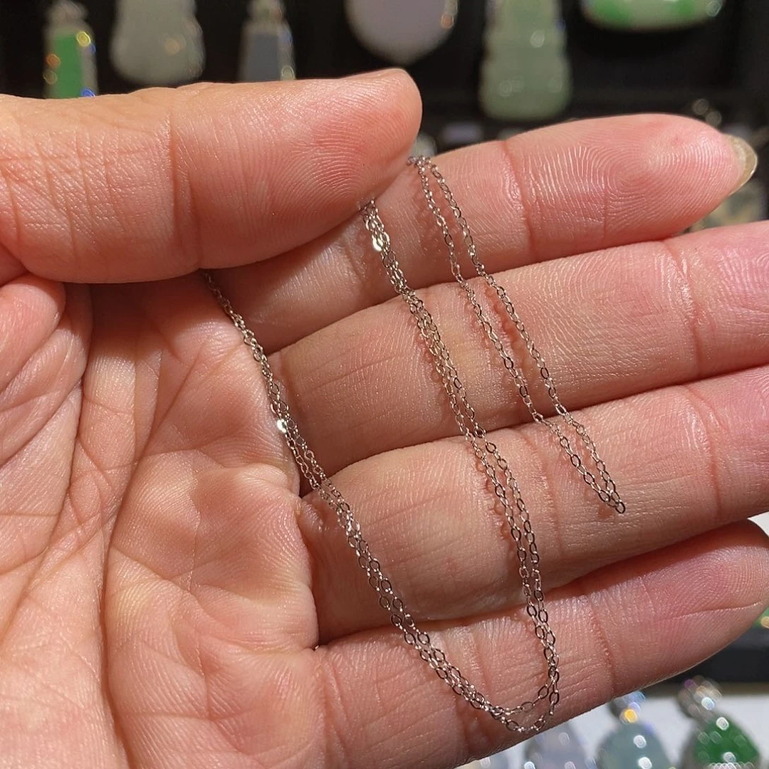 翡翠颈饰未镶嵌天然