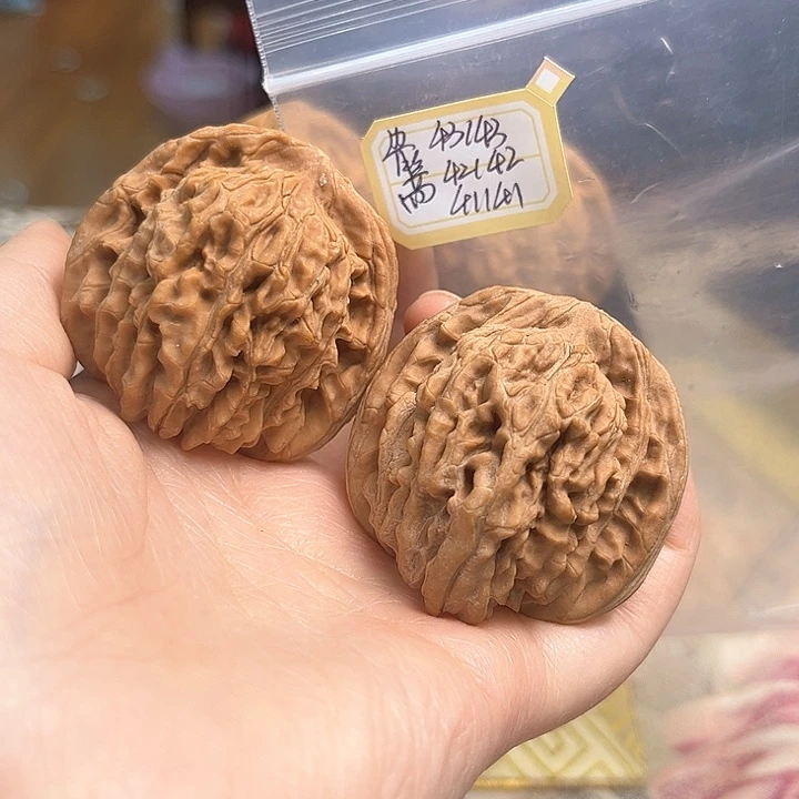 文玩核桃吊坠四座楼