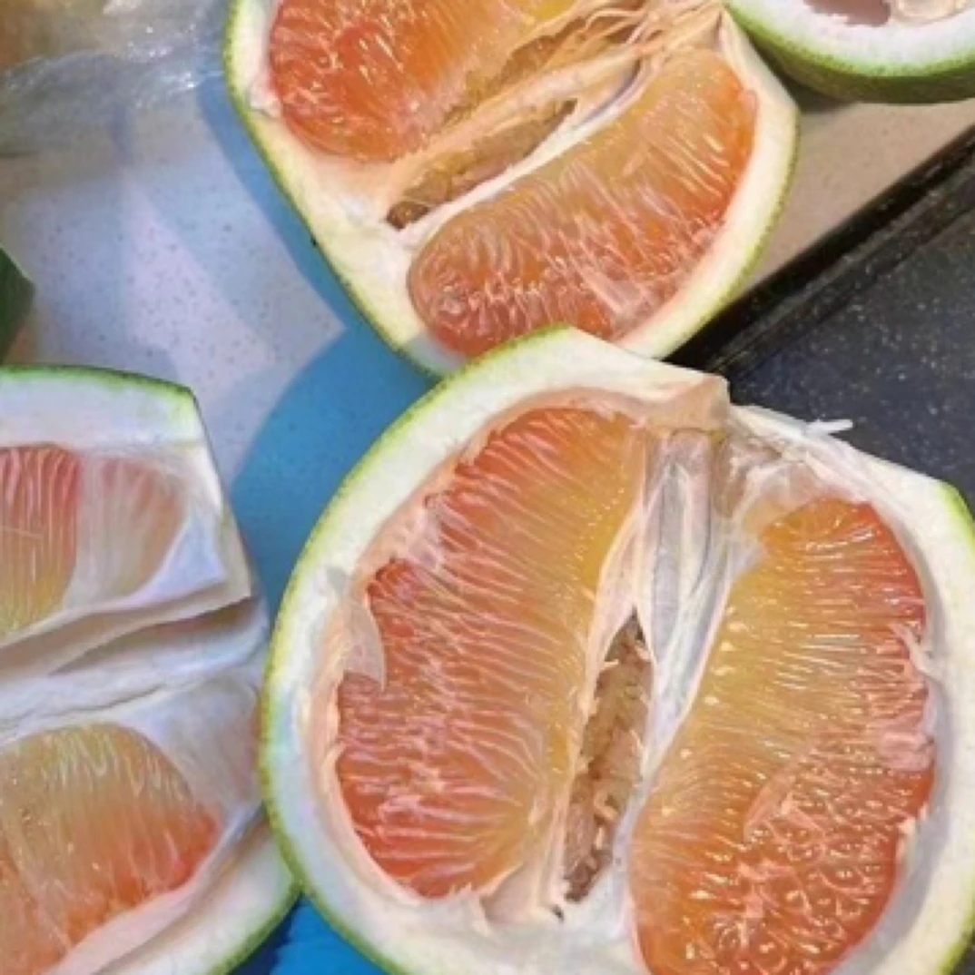 翡翠柚子（默认扒皮）约600g